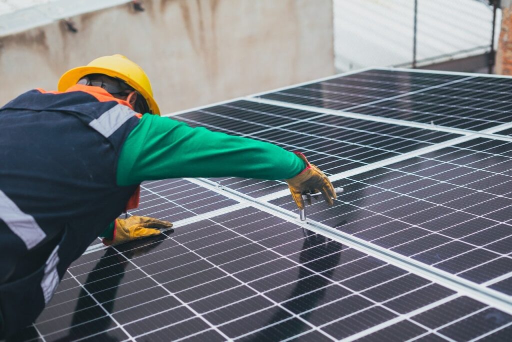 Solar Panel Installation (Everything You Need to Know)